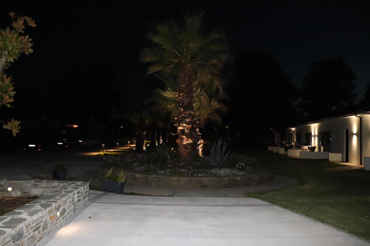Апартаменты The Palms Novasithonia Вурвуру Экстерьер фото